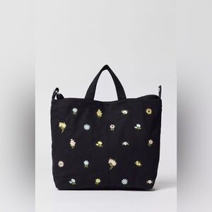 Urban Outfitters BAGGU Embroidered Horizontal Duck Bag